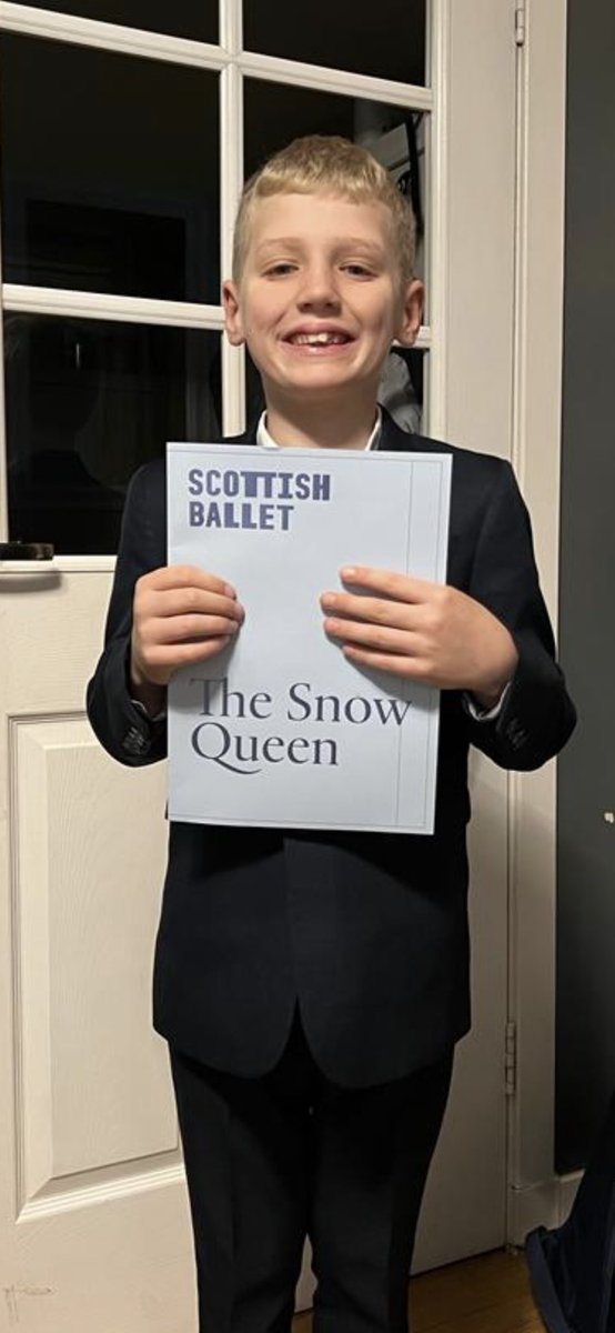 janemcgee3's tweet photo. Jay-Jay and I had a fantastic time at The Snow Queen , he loved it and is now busy practising his ballet routine 🤣🤣 ⁦@MissKingNMPS⁩ ⁦@NiddrieMillPS⁩ https://t.co/3IsY8GEc8E