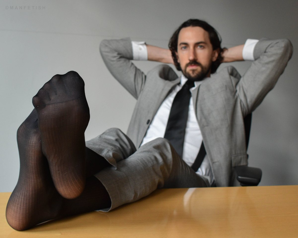 onlyfans.com/464913849/hard…

See the video for Frank's day in the office by <a href="/Man__Fetish/">ManFetish NYC</a>