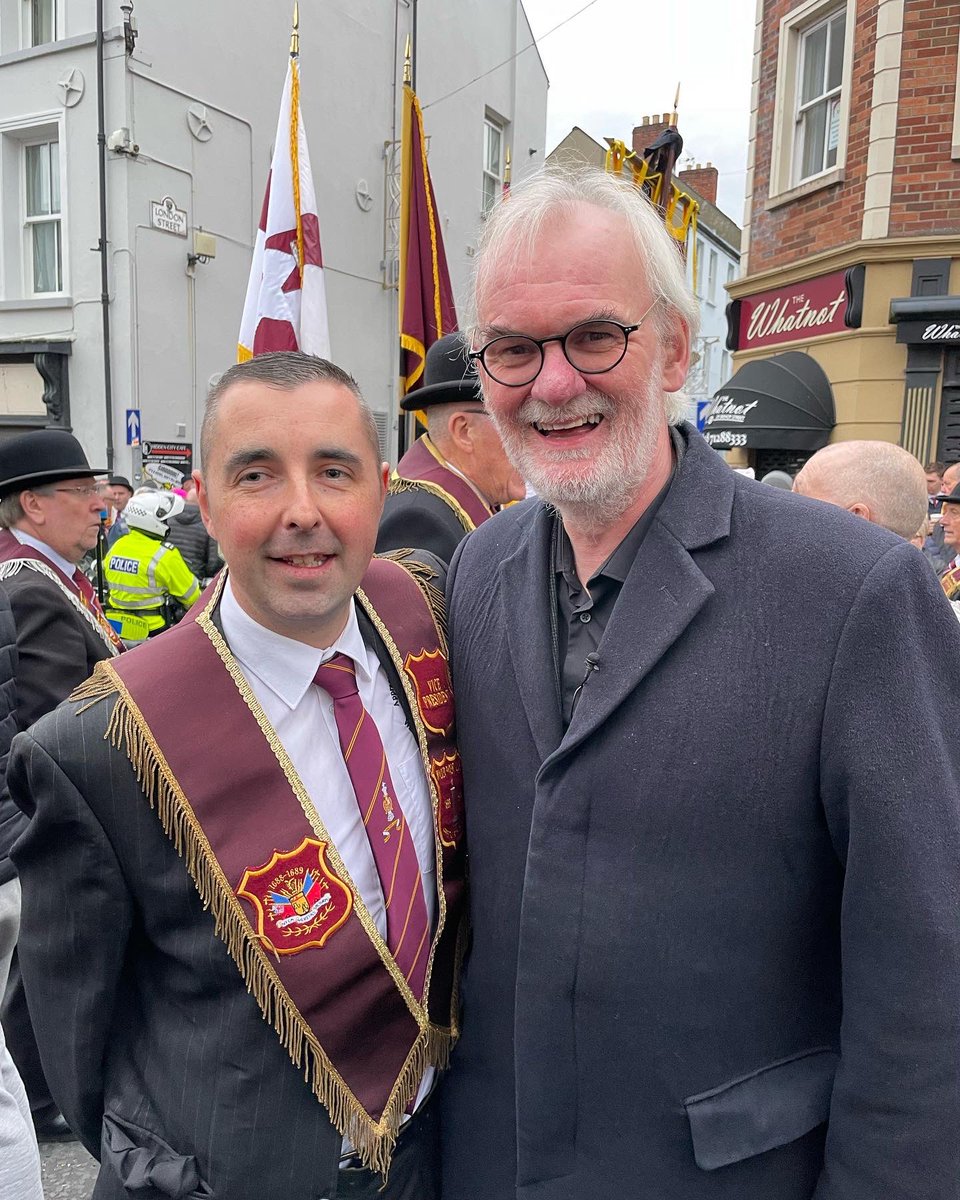 Beaney1872's tweet photo. What a cracking day VVV
Met ‘da’ aswell 😁 #givemyheadpeace #timmcgarry https://t.co/9KYLoG6KhY