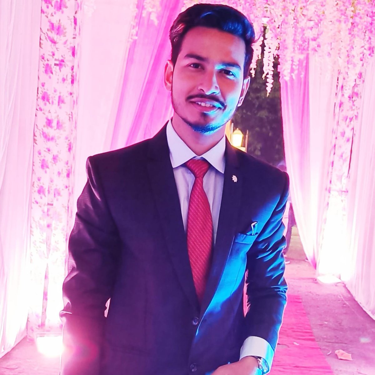 Shubham_100799's tweet photo. #NewProfilePic https://t.co/kHufViDkNj