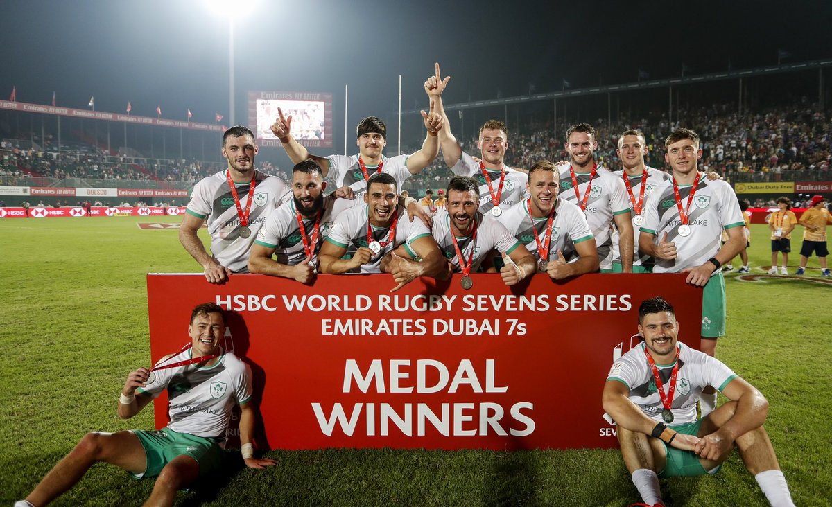 This team! 🫶

#Ireland7s | <a href="/TritonLake/">TritonLake</a>