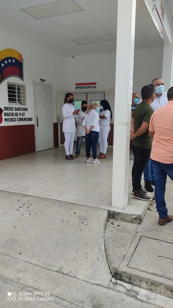 cdi_diego's tweet photo. El Contingente “Henry Reeve” puede no sólo apoyar a la población en casos de huracanes, inundaciones y otros desastres naturales similares.  Determinadas epidemias constituyen verdaderos desastres naturales y sociales #CubaPorLaVida #CubaPorLaPaz #CubaCoopera #HeroesDeLaSalud https://t.co/zgcVllfaa0