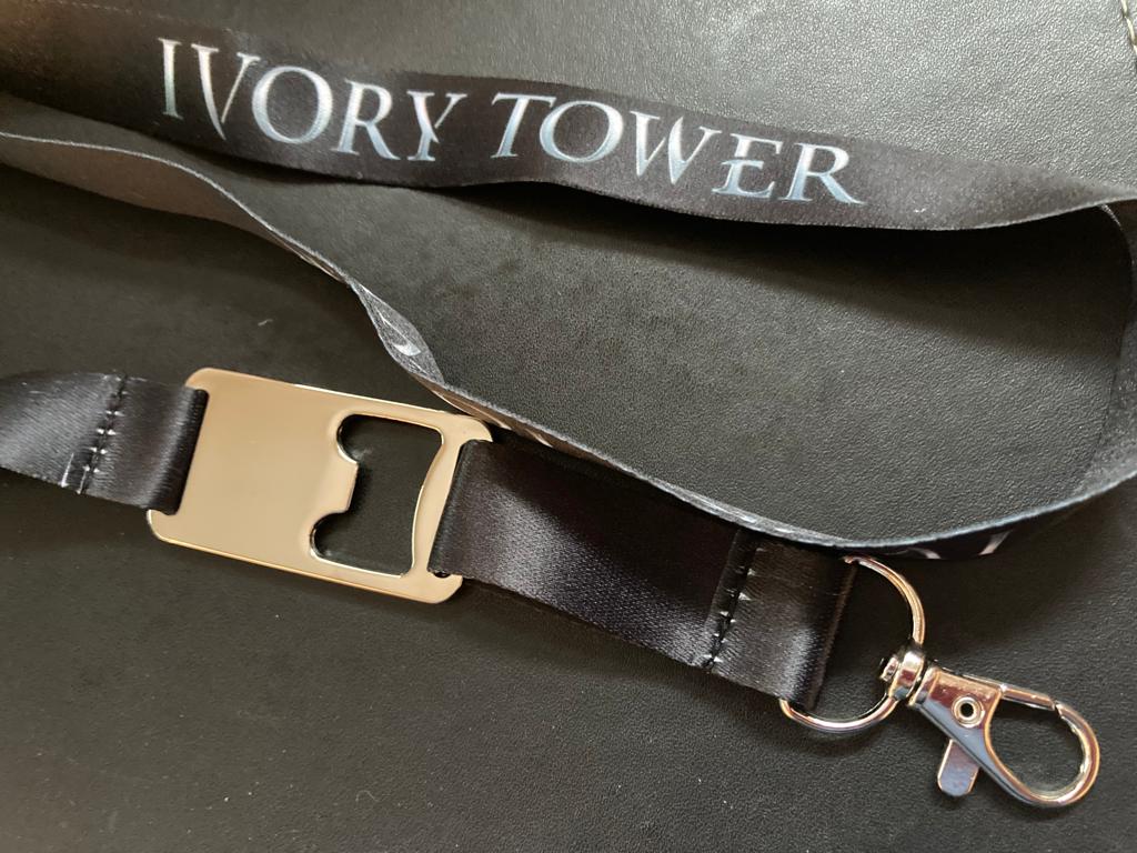 NEW Merch! Hey Metalheads! hier gibts neues Merch von uns! Lanyards! 5,-€ das Stück! zzgl Shipping! Da kann man an den Karabinerhaken seinen Backstagepass, Handy, Schlüssel, Klopapierrolle oder sonstiges anpinnen! ....und jetzt der Clou: es ist auch noch ein Flaschenöffner mit