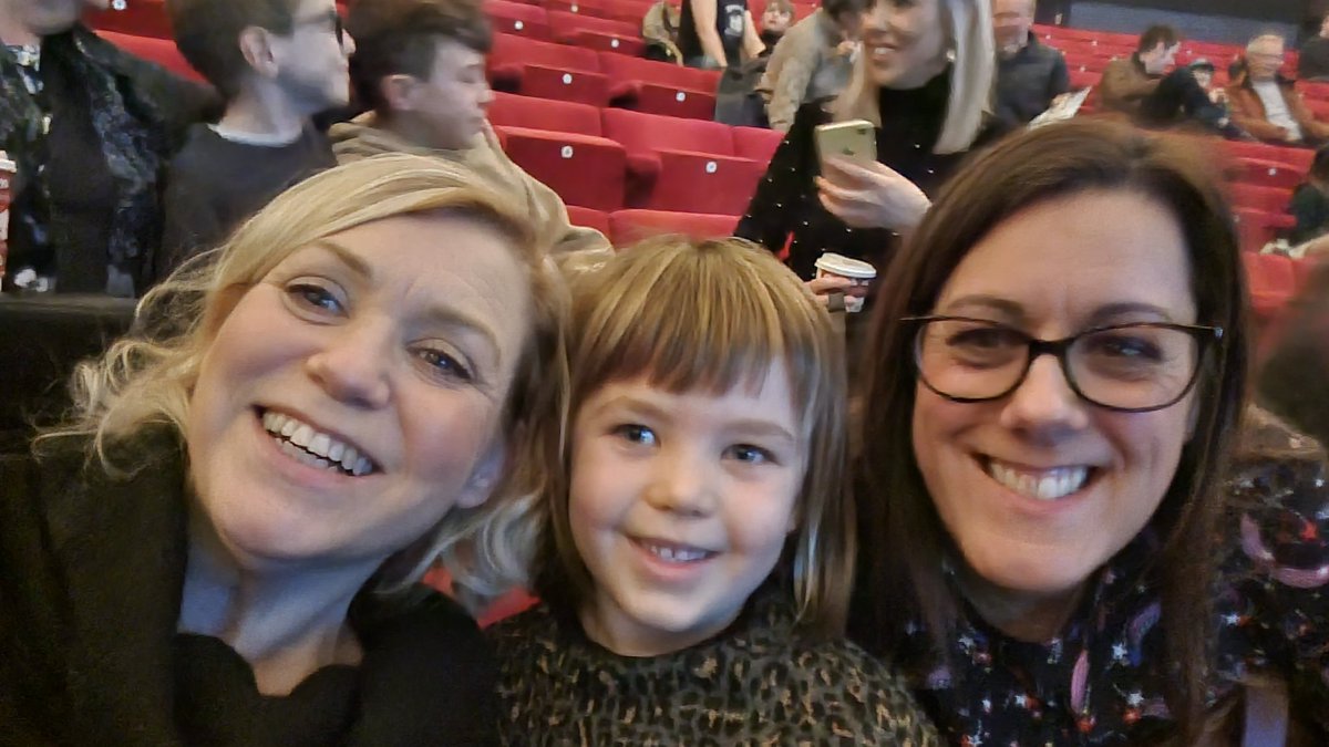 jacquifabes's tweet photo. Fabulous afternoon watching Wind in the Willows @DerbyTheatre, we all loved it!!!! https://t.co/Q2gCPz0oP5