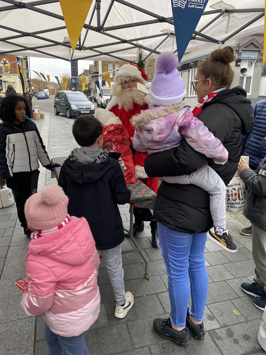 Thank you all for coming down today, and to Santa, Elsa &amp; Anna for their appearances. Lovely to see so many happy faces 🙂  Have a wonderful Christmas and see you in 2023! ✨