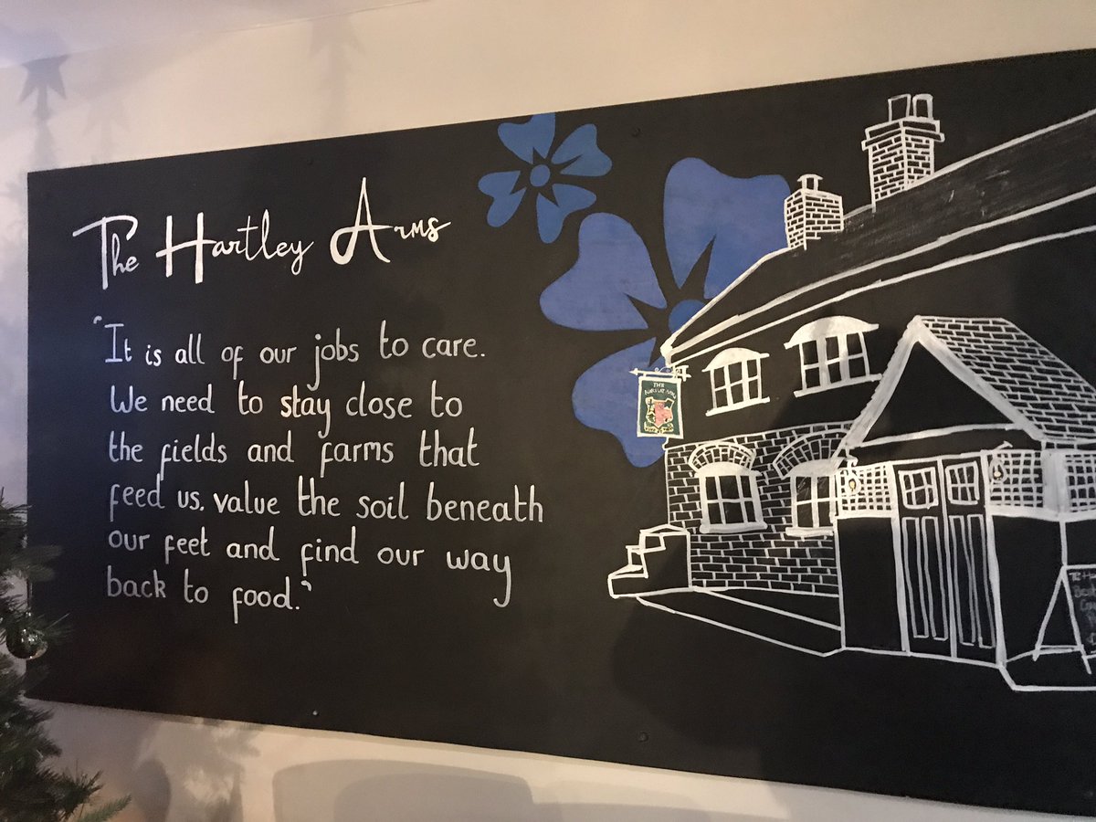 JudithBuntingLD's tweet photo. #SmallBusinessSaturday This weekend, don’t forget your #localpubs. 

Hello from @HonestyGroup’s Hartley Arms  in Donnington, still a great pub as well as a restaurant. 

@VisitNewbury @UllageBeer https://t.co/GLYygwsp0J