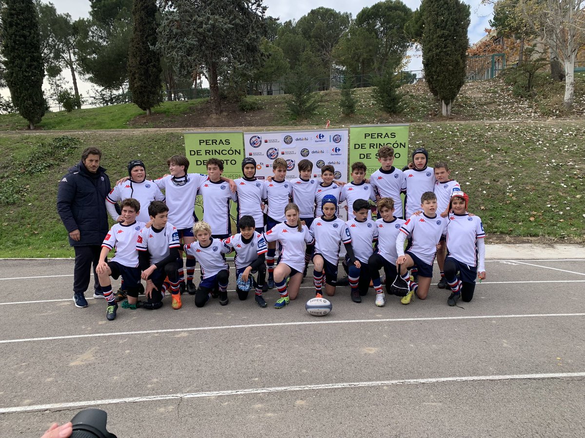detuatuform's tweet photo. @CRLiceoFrances @Paramourdurugby @AFFLELOU_OPTICO @CarrefourES @altafit @PerasDeRincon Hemos disfrutado mucho hoy, gracias a las personas que han organizado todo, mañana más! https://t.co/tbYZ0U4riE