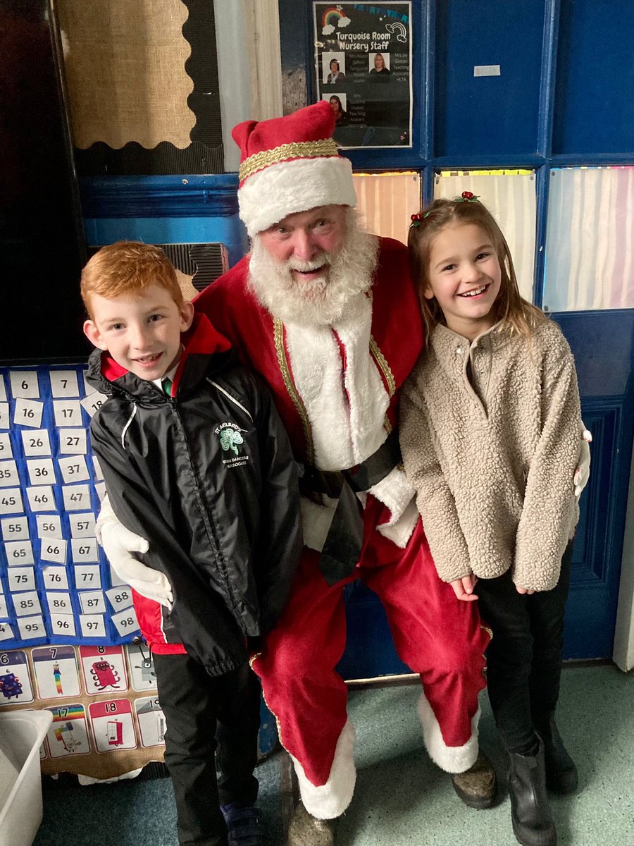 What a fabulous afternoon dancing for <a href="/Westernpta/">Western Primary PTA</a> at the <a href="/PrimaryWestern/">Western Primary School</a> Christmas Fair! We loved the festivities 🎄☘️ #local #Harrogate #christmasfair #pta