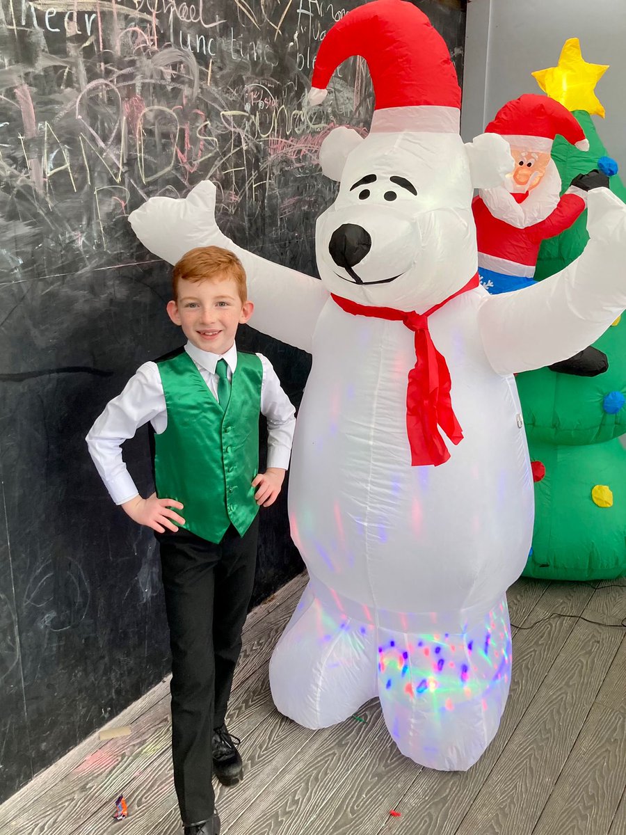 StAelreds's tweet photo. What a fabulous afternoon dancing for @Westernpta at the @PrimaryWestern Christmas Fair! We loved the festivities 🎄☘️ #local #Harrogate #christmasfair #pta https://t.co/1UXoS77k4S