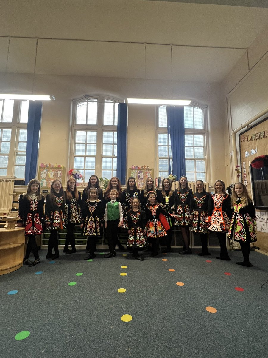 StAelreds's tweet photo. What a fabulous afternoon dancing for @Westernpta at the @PrimaryWestern Christmas Fair! We loved the festivities 🎄☘️ #local #Harrogate #christmasfair #pta https://t.co/1UXoS77k4S
