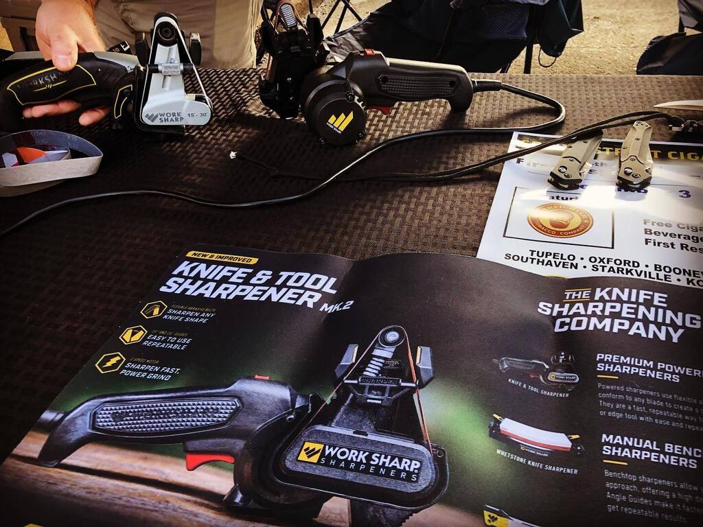 Free knife sharpening here at the Tupelo store today. Get a Benchmade knife! #springstreetcigars #tupeloms instagr.am/p/CltvMrTO68_/