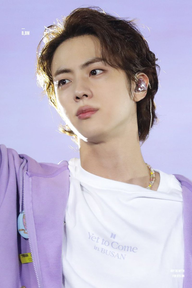OnlyBTSmylight's tweet photo. Happy Birthday Jin 💜🎉🎉
#HappyJINday 
#HappyBirthdayJin https://t.co/O8Y4eoicBG