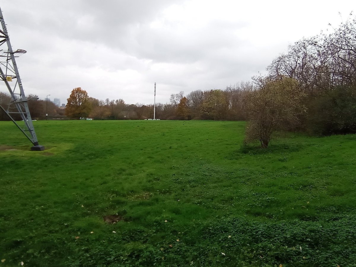 SkateNewham's tweet photo. #Beckton Parks Master Plan. 
Proposed bike pump track site, item 2 on map. #bmx
Let's get more cycling facilities in East London.

Engage with the co create site to shape the design.
https://t.co/PtYSjowHIt

@cogcyclehh https://t.co/ukAygtBPDf