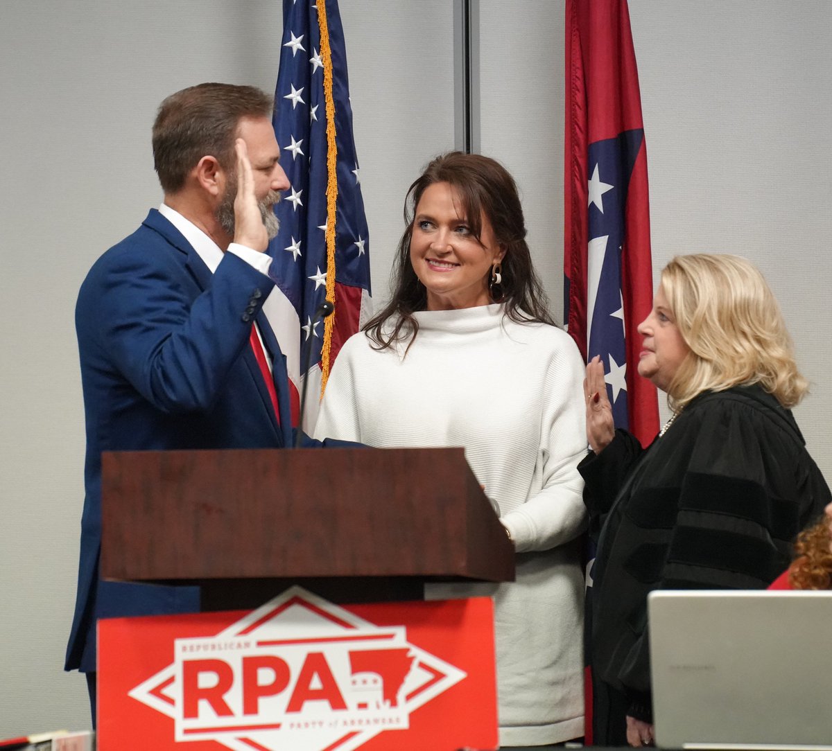 Congratulations to @cody_hiland on being elected the new @ARGOP Chairman. Arkansas Republicans have come a long way, but I believe there are even better days ahead for our party! 
