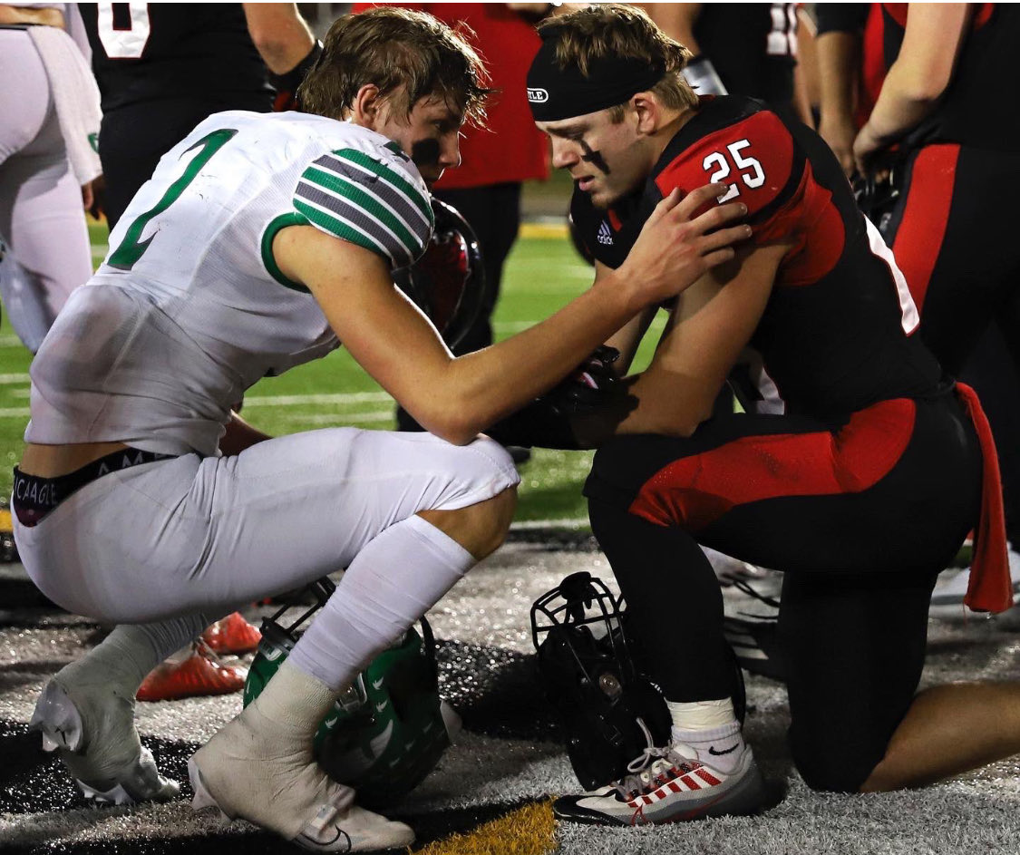 ppj3's tweet photo. Priceless! #mshsaa https://t.co/2FoBYWsB14