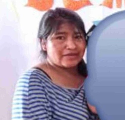 Teresa Emilia Martínez tiene 38 años, desapareció el 2/12 en La Quiaca, provincia de #Jujuy. Estatura 1,60. Vestía una remera a rayas horizontales azul y blanca, pantalón jean negro y sandalias chatas de color negro con brillo. Compartir y avisar #URGENTE al☎️388- 6828607, o 911