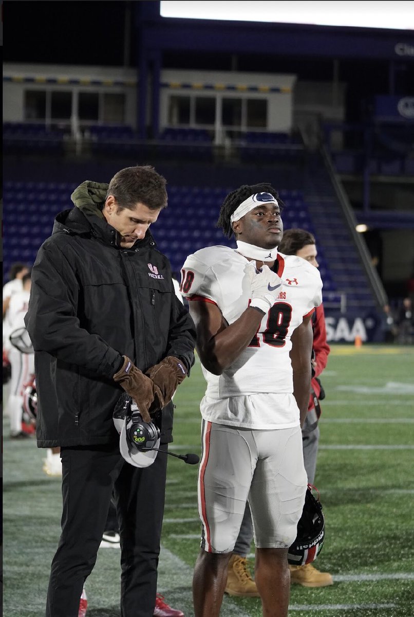 LongaMatthieu's tweet photo. Back 2 Back 📙💍!! Best coaching staff no question!! @QO_FOOTBALL @QO_Coach_Kelley @CKQOfootball @SportyEvans_2 @CoachChanguris @TwineTime_35 @RD__III @Coach__Fleming @StrengthDesign @Coach__Belkin @coachstevehanna @Coach_JRose @ABradley5 #BIGQO #ALLIN #18out🫶 #Nextchapter https://t.co/2OWZX1b0IG