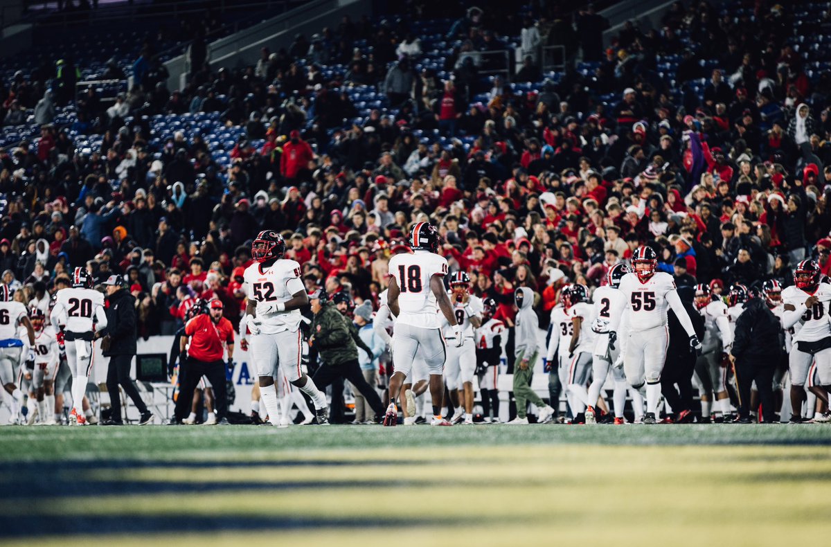 LongaMatthieu's tweet photo. Back 2 Back 📙💍!! Best coaching staff no question!! @QO_FOOTBALL @QO_Coach_Kelley @CKQOfootball @SportyEvans_2 @CoachChanguris @TwineTime_35 @RD__III @Coach__Fleming @StrengthDesign @Coach__Belkin @coachstevehanna @Coach_JRose @ABradley5 #BIGQO #ALLIN #18out🫶 #Nextchapter https://t.co/2OWZX1b0IG