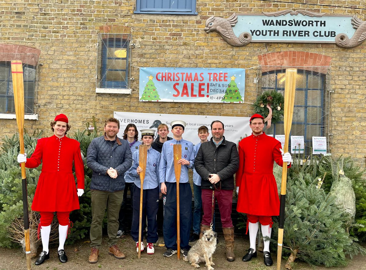 Well done to the Putney Sea Scouts today for their fantastic efforts with the Christmas Tree sale. Thank you for having me along! 🎄🎄🎄