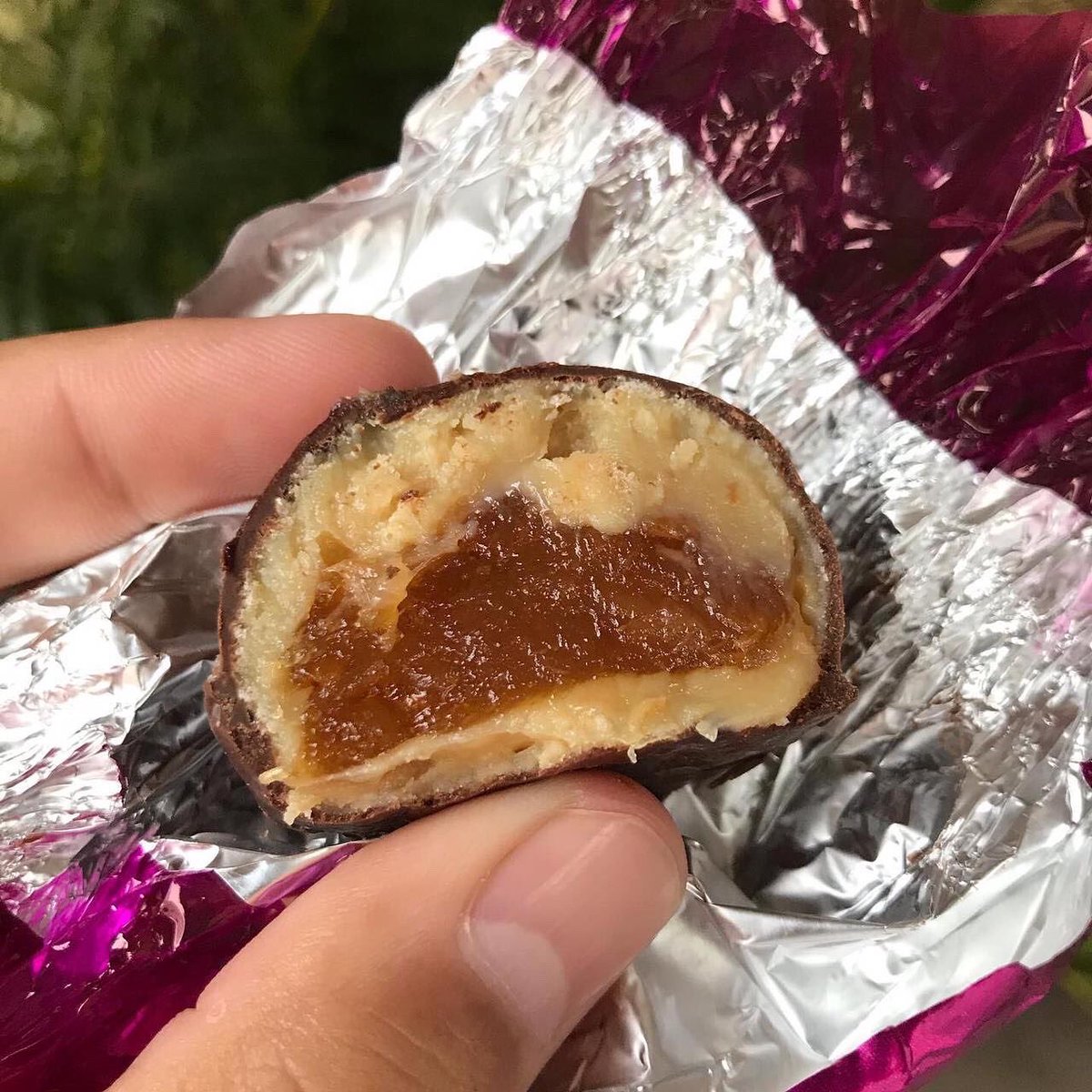 datiaelaine's tweet photo. Bombom de Cupuaçu a pronta entrega.
R$ 5,00 a unidade. 🍬🤩 https://t.co/B19oImG6rQ