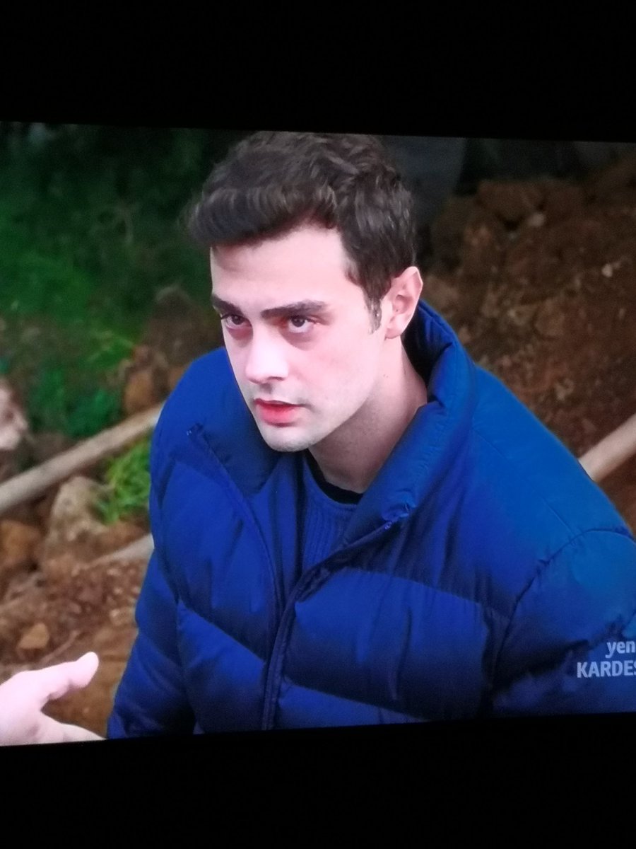Tuttuğun dal kırılıyor Ömer . Sırada kim var? #kardeşlerim #sevgiteyze #atv