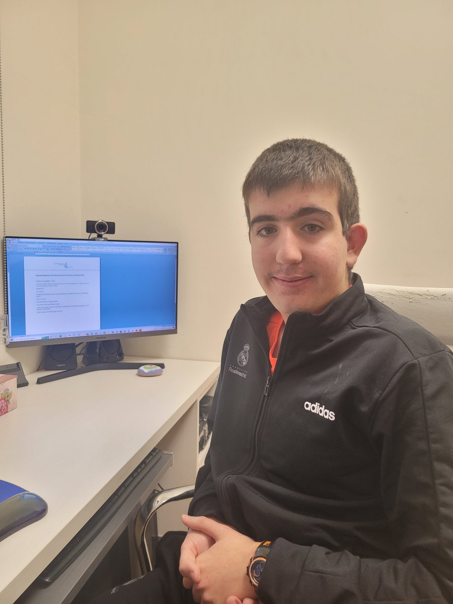 Alice 💙💛💜❤ tweet media