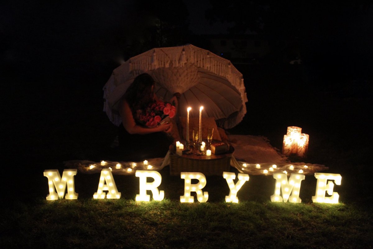 SammKMC's tweet photo. The easiest YES 💍🤍✨ https://t.co/EAiIYoIq7M