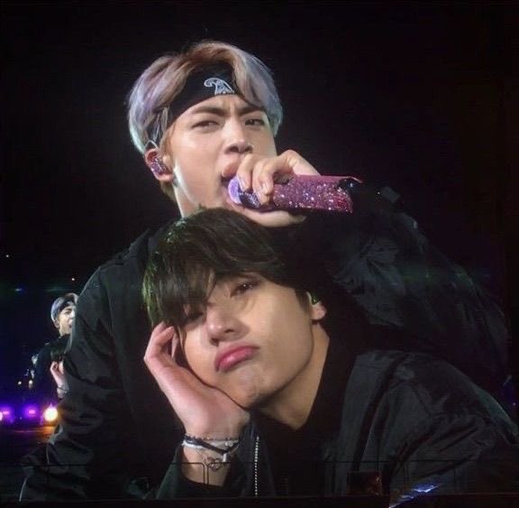 ˙⋆✮ (@sttravberry) on Twitter photo 