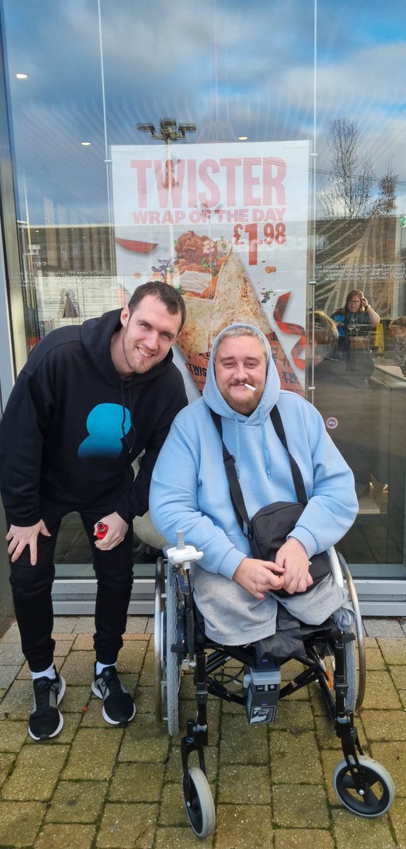 ᴍᴏиᴋᴇʏиᴏʟᴇɢs 🇬🇧 tweet media