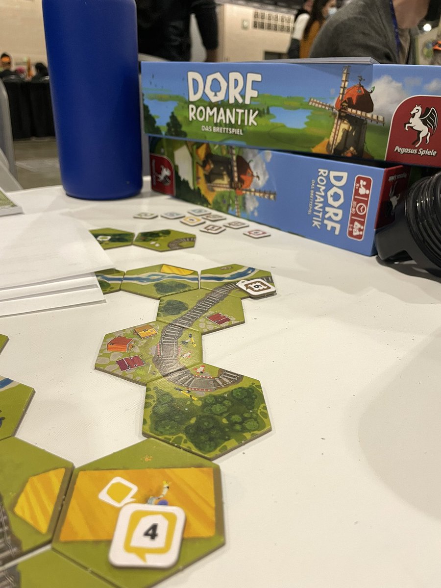 Role_Play_Chat's tweet photo. Playing some games with @OursPlayed!
First on the list is Dorf Romantik by @PegasusspieleNA  

#PAXUnplugged https://t.co/hrWfFrEIV8