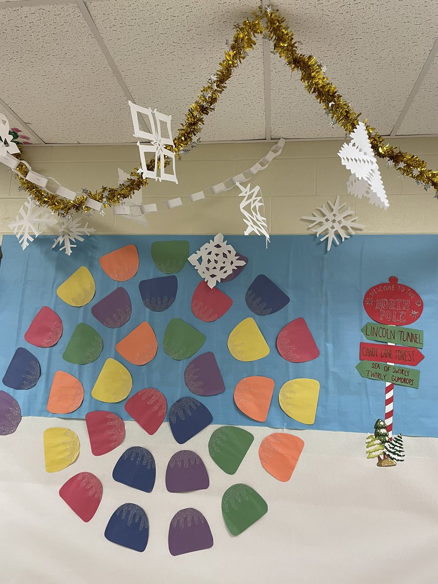 Asavsam's tweet photo. Buddy the Elf is making his way through the @NISDDriggers hallways. https://t.co/dV6HUgNG54