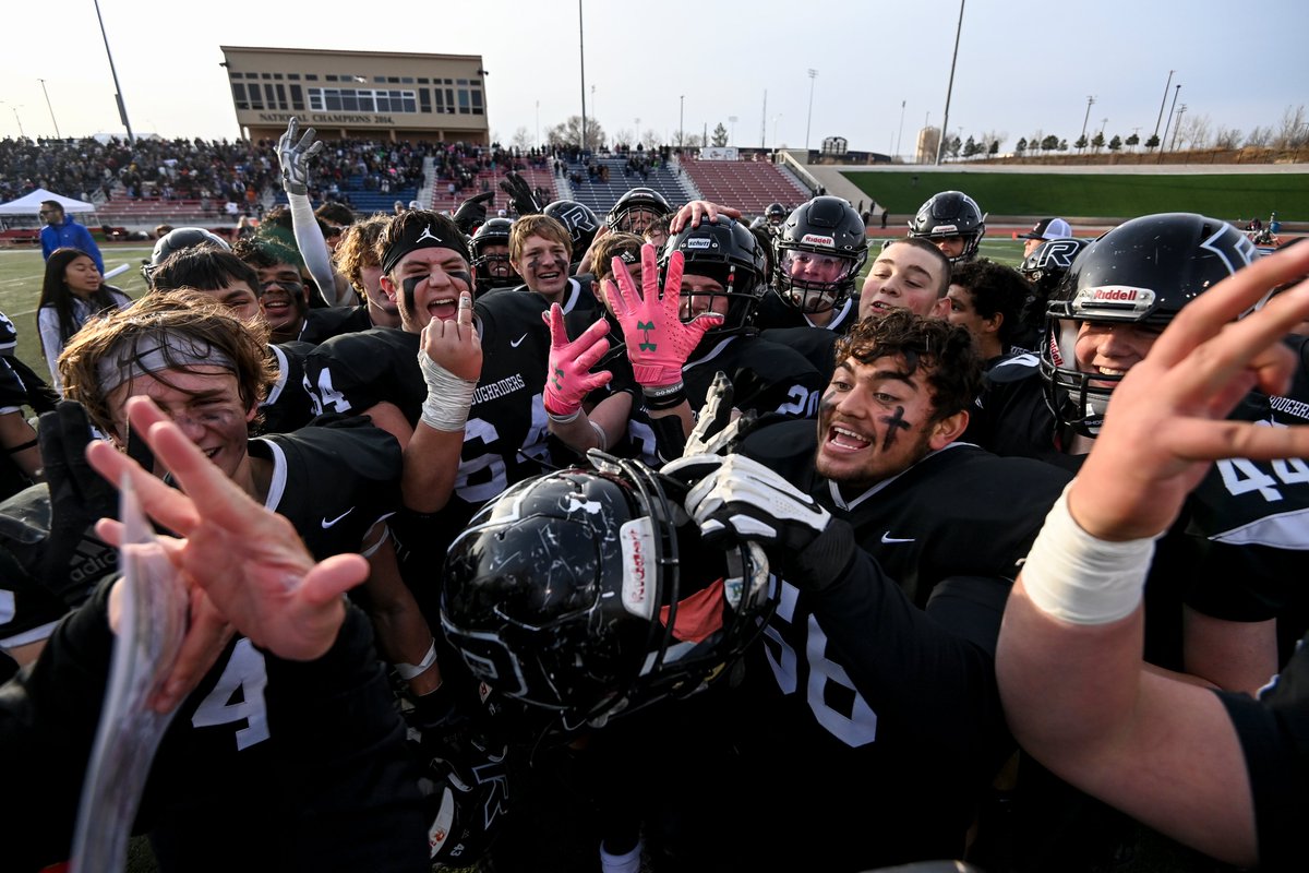 AlexMcIntyre520's tweet photo. A few celebration frames from this afternoon as the Roosevelt Rough Riders defeat the Lutheran Lions 34-24 to claim their first-ever football state title. More photos at https://t.co/Z1Lie5drGS and in tomorrow's paper | 📸 for @GreeleyTribune @gtribsports #weldpreps #copreps https://t.co/Ee80h7KZBX