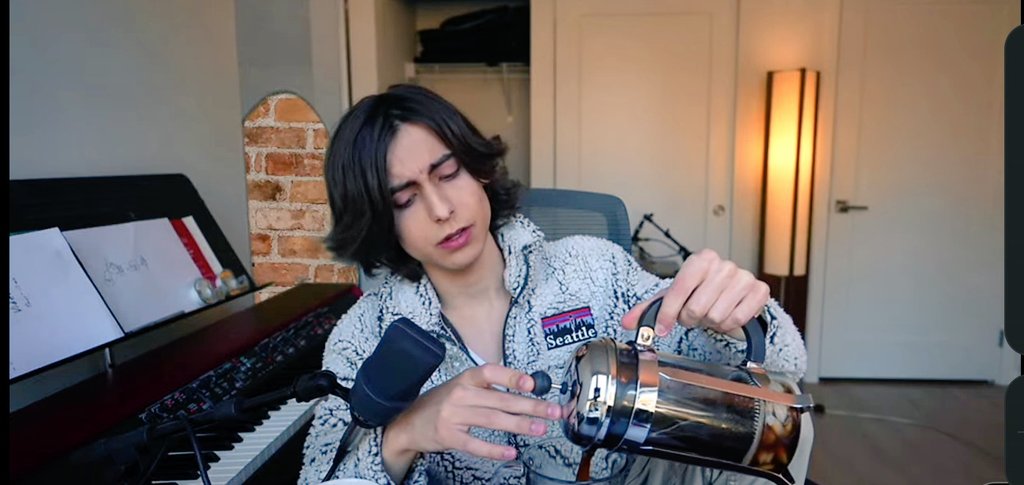 MarinavRooyen's tweet photo. Live 103... Great as always from @AidanRGallagher having his first cup of coffee for the day to the music, talking about board games and Mr. Rob sneaking in the Christmas Tree.... #aidansarmy #coffeeislife #bestmodsever #SaturdayVibes #aidangallagher https://t.co/Mmjdw8FdDi