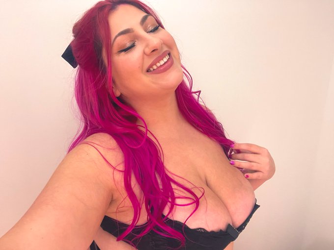 Cum on meeeee ✨ https://t.co/Q5H3SMsPim