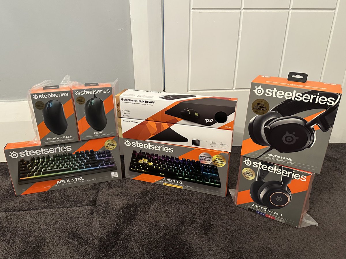 Thanks <a href="/SteelSeries/">SteelSeries</a> for giving me mvp prize and the sick peripherals <a href="/RedBullNZ/">Red Bull New Zealand</a>