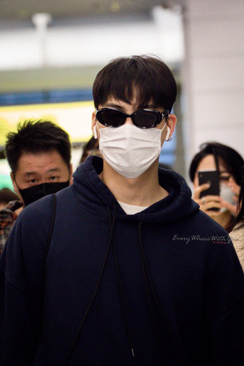 pladaozaa's tweet photo. 20221104 Safe flight kub 🇹🇼 🛫🇰🇷

@jaybnow_hr #JAYB #제이비 #JAYBinTaipei #JAYBWorldTourtaipei https://t.co/n9pcGBvlFO