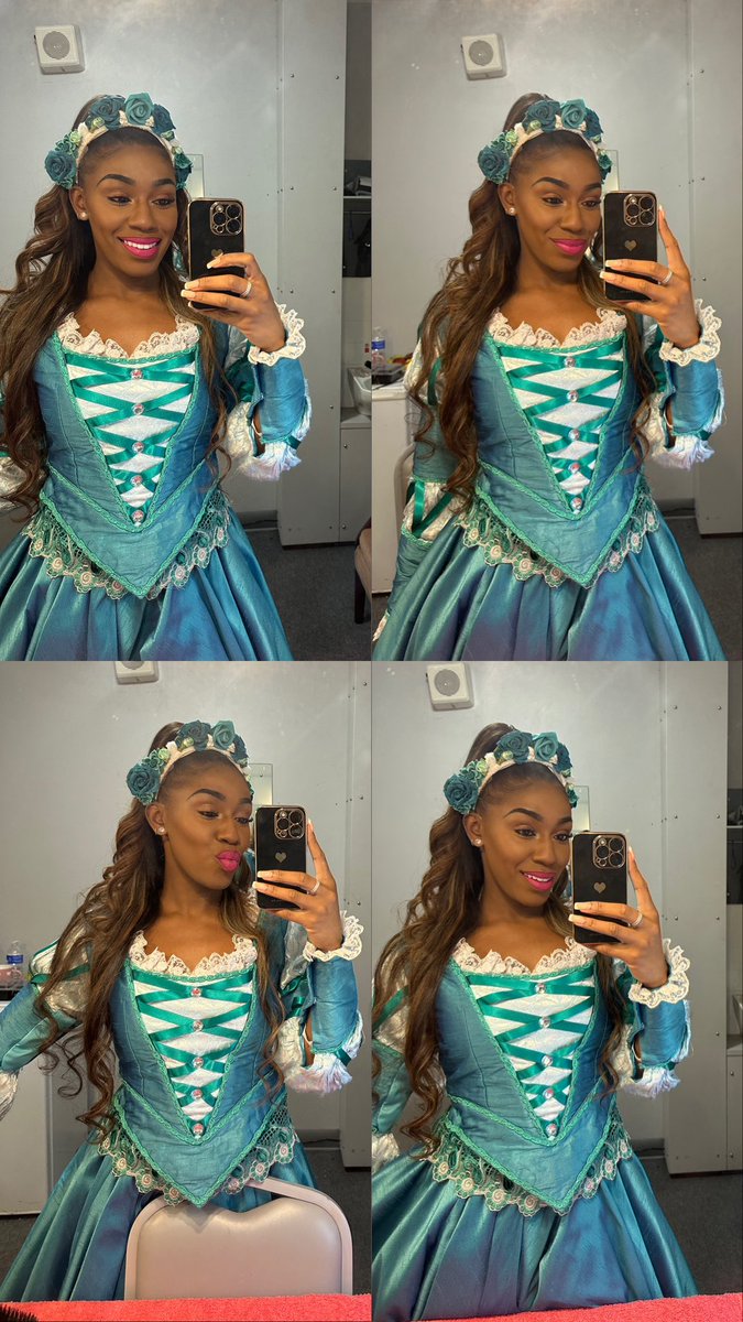 Rhianetweets's tweet photo. Princess Jill ππ¦π We open tomorrow! #dressrehearsal #pantoprincess https://t.co/M2TMtjEQAh