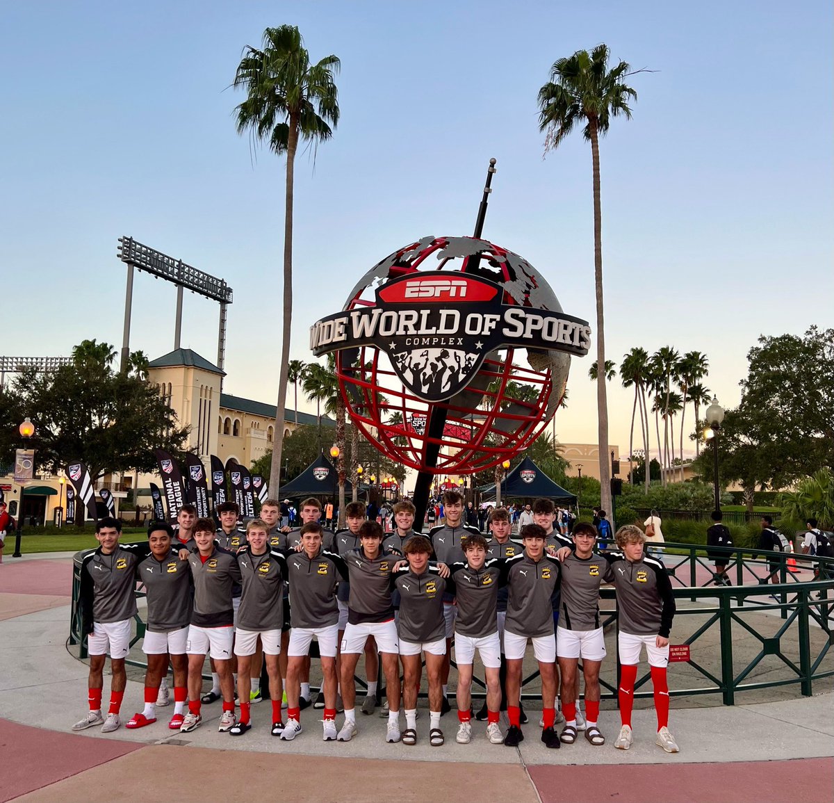 Luke Ruetschle tweet media