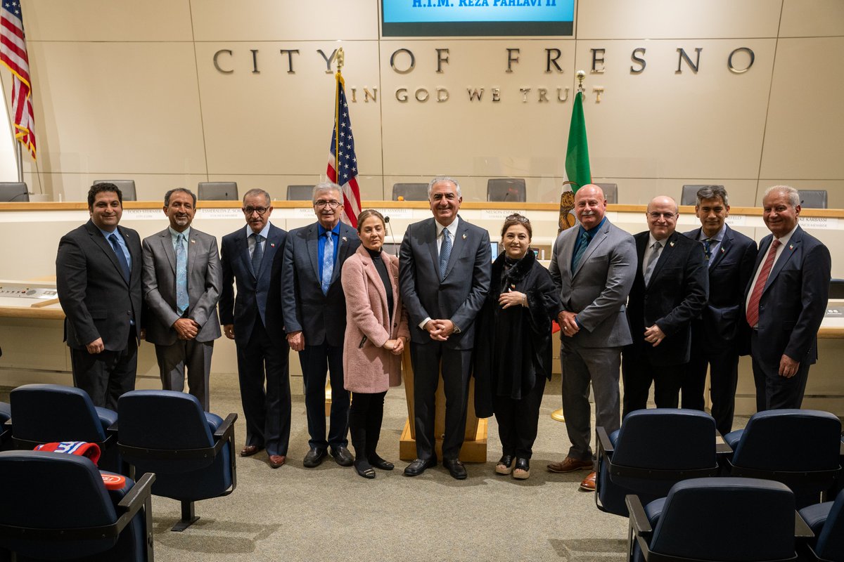 MayorJerryDyer's tweet photo. It was my honor to celebrate Crown Prince Reza Pahlavi’s visit to Fresno City Hall and to once again offer my support to the Iranian people in their fight against the current oppressive Iranian regime. https://t.co/UvImKQB6ZP