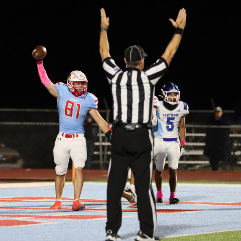 JonahSpieker's tweet photo. Check out my Junior Season (Fall 2022) Highlights.

Short Highlight Reel
https://t.co/jyvbiRBiCL

Wing Formation Highlights
https://t.co/aO4su69tXl

7 on 7 Highlights
https://t.co/5EV6tuU81N

Full Junior Season Highlights
https://t.co/zyOP2xBpVh https://t.co/MzlO4dqEhr