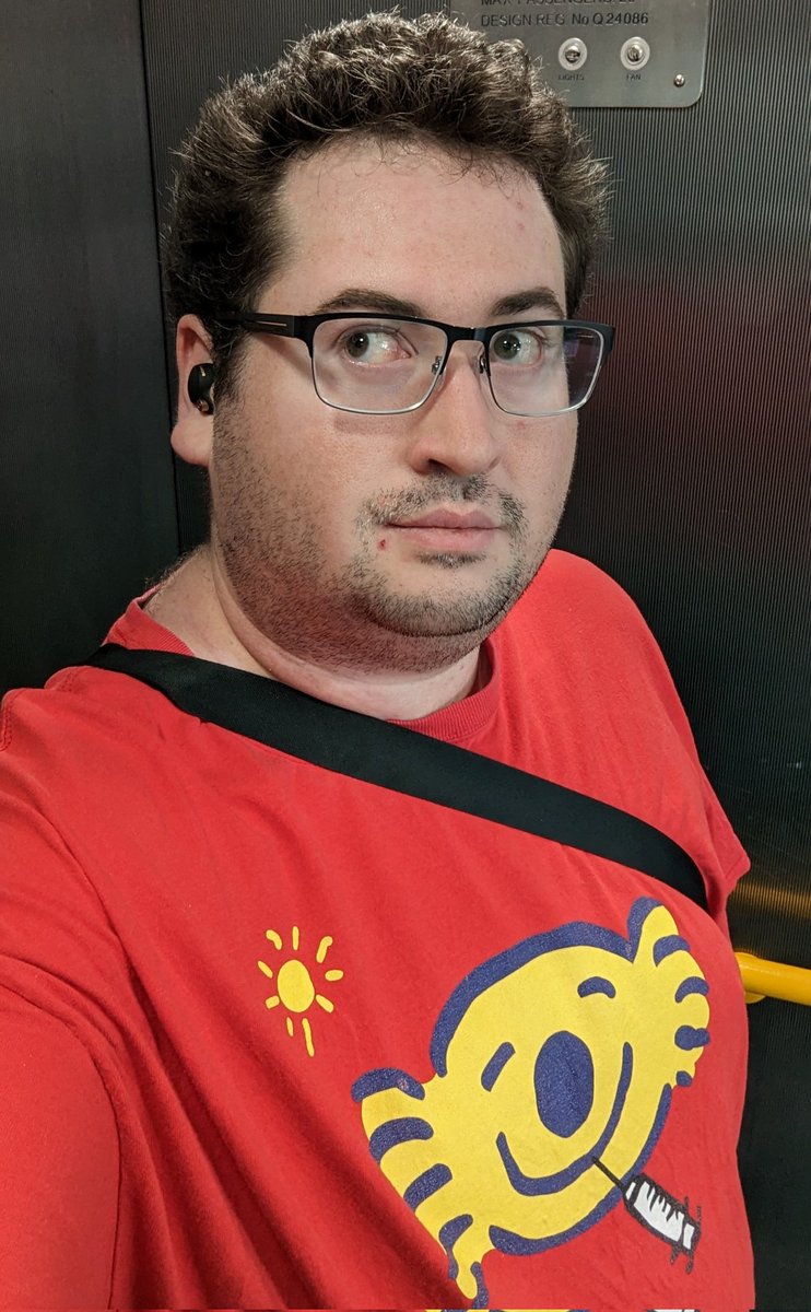 FlemishDog's tweet photo. Wearing my illegal TISM shirt for #GoodThings2022 https://t.co/BNwve4s01I