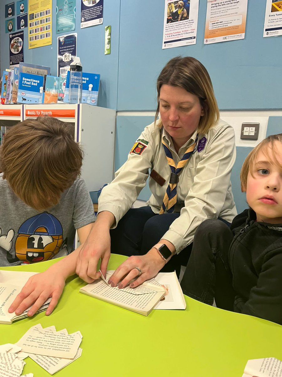 3rdAltonScouts's tweet photo. Beavers showed their perseverance and tenacity in creating hedgehogs from old books @Alton_Library @HampshireScouts #SkillsForLife https://t.co/7GKIfTIZol