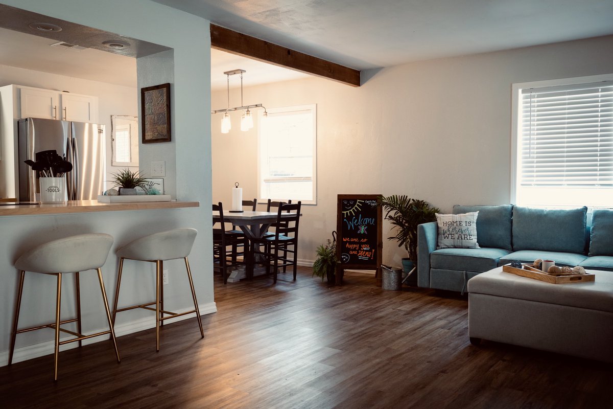 Looks up definition of #cozy. 🤓📙 Sees photo of #salinecabin. 🏡
.
.
.
.
.
.
.
.
.
.
.
.
.
.
.
#roseprairie #Roseok #salinedistrict #oklahomasunsets #mayescounty #visitoklahoma #travelok #OKHereWeGo #visitcherokeenation