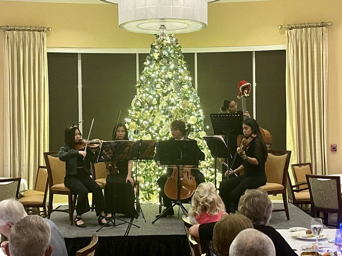 GCHOrchChorus's tweet photo. Thank you Naples Lakes Country Club for having us! https://t.co/Z7Udz7KNQX