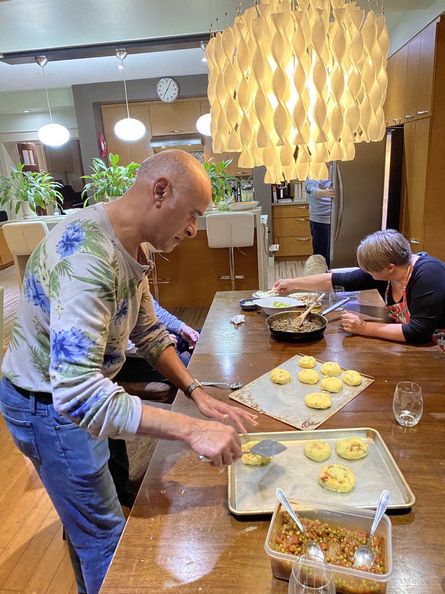 JohnLorinc's tweet photo. #topoli Goan potato chops… both meat and veg. Cc @chantalbraganza @LightAsTheBreez. #dumpling https://t.co/dzHEVAFXW4