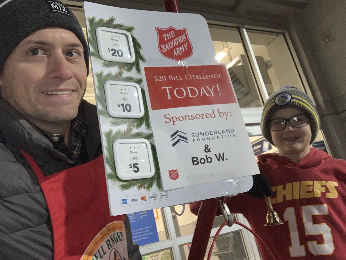 Can’t quite fit in the <a href="/SalvationArmyUS/">Salvation Army USA</a> red kettle like <a href="/EzekielElliott/">Ezekiel Elliott</a> , but we can still ring the bell and raise money for those in need! Another great <a href="/IndepMoRotary/">Rotary Club of Independence, Missouri</a> project!