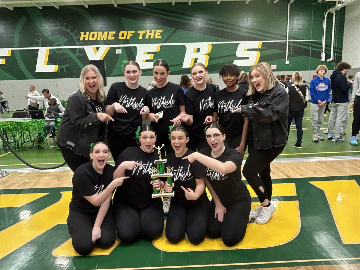 dancecoach7's tweet photo. Congrats varsity pantherettes on a 2nd place trophy for jazz and kick.  A most memorable plaque for choreo in our kick routine.  Jv received a superior rating for their mix today. Fzn Dance rocks 🙌🙌⭐️🏆🏆 https://t.co/QMh2EsLxzE