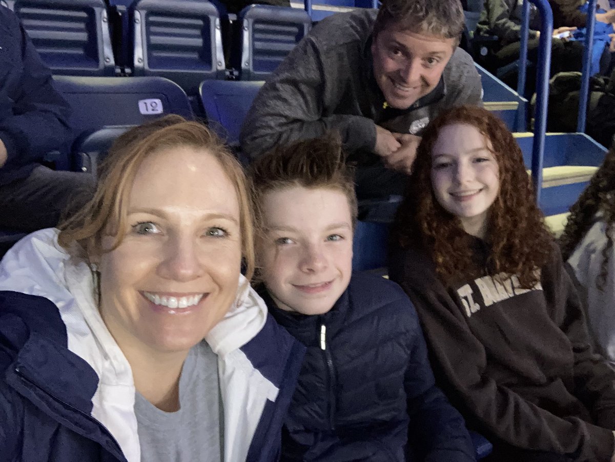 Let’s go <a href="/StBonaventure/">St. Bonaventure U</a>! #winwithseneca 🏀