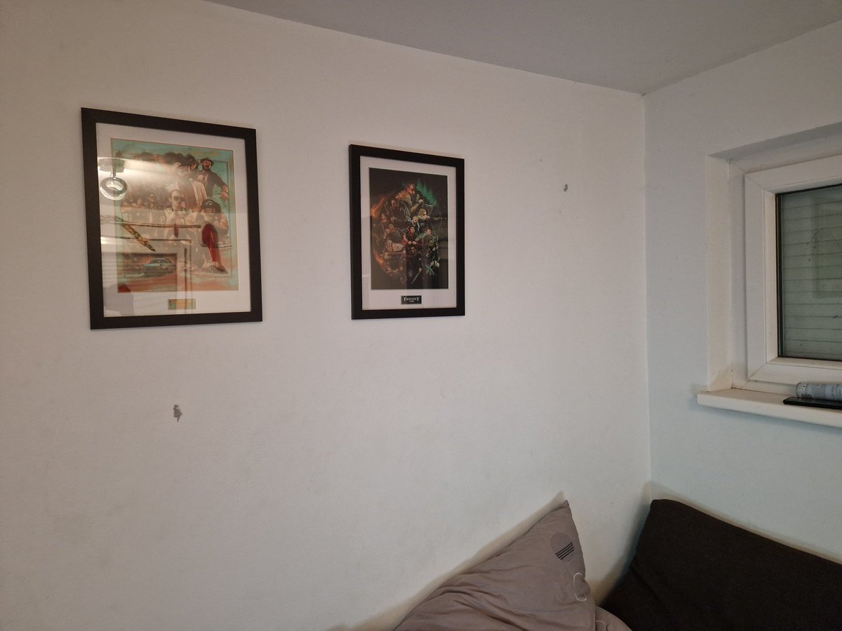 janschreiber_'s tweet photo. Wieso gibts dieses Jahr kein Bild mit Rahmen zu kaufen? Das fehlt mir schon seit nem Jahr an der Wand🥺😅

Dennoch mega geiles Merch dieses Jahr :D
#FriendlyFire8 #friendlyfire 
@friendlyfireexe https://t.co/zye4pSC1Cm