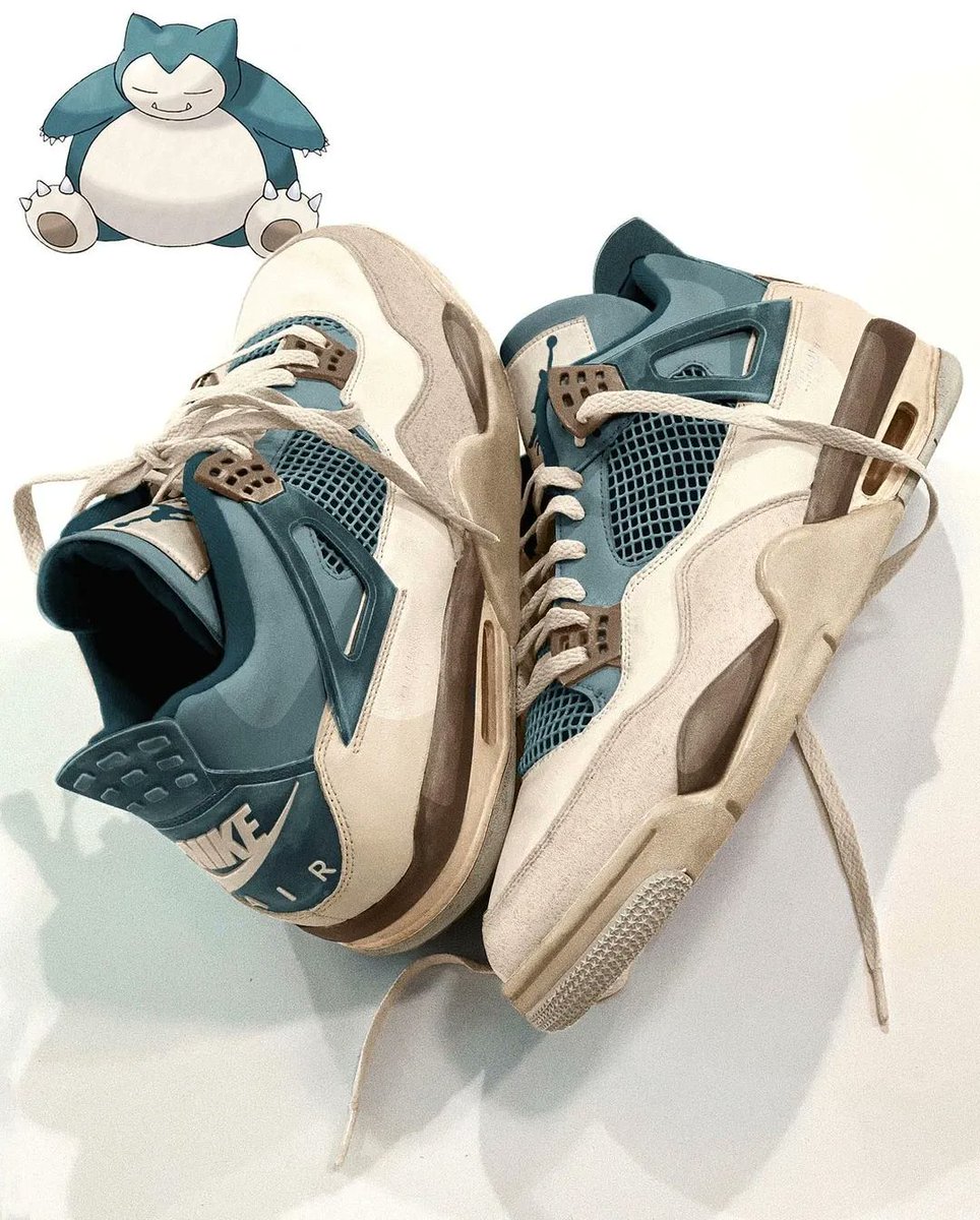 SneakerNews's tweet photo. Snorlax or Shiny Charizard? 🤔 https://t.co/rhOwpcayvh